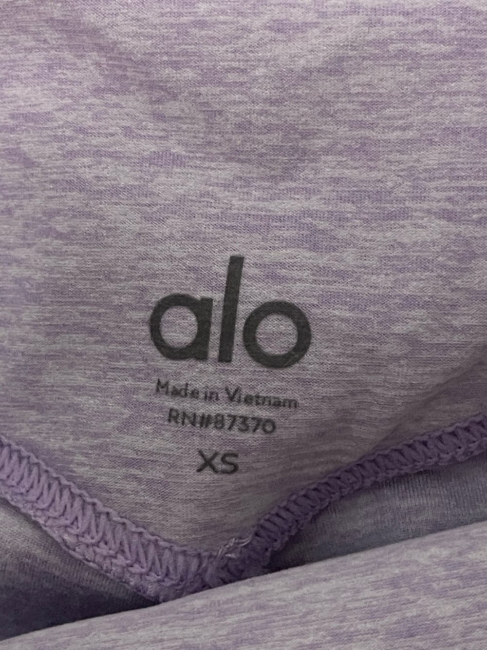 ALO Yoga Alosoft Heathered Lilac Workout SET - Picture 4 of 7